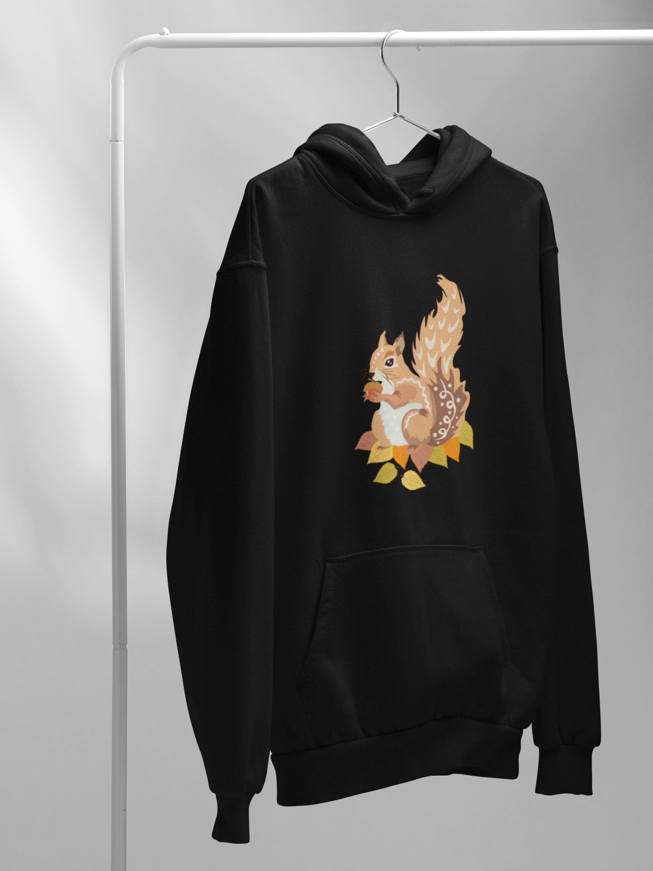 hanorac-bumbac-premium-organic-vegan-toamna-autumn-femei-hay-creations-hoodie-Autumn-Squirrel-negru