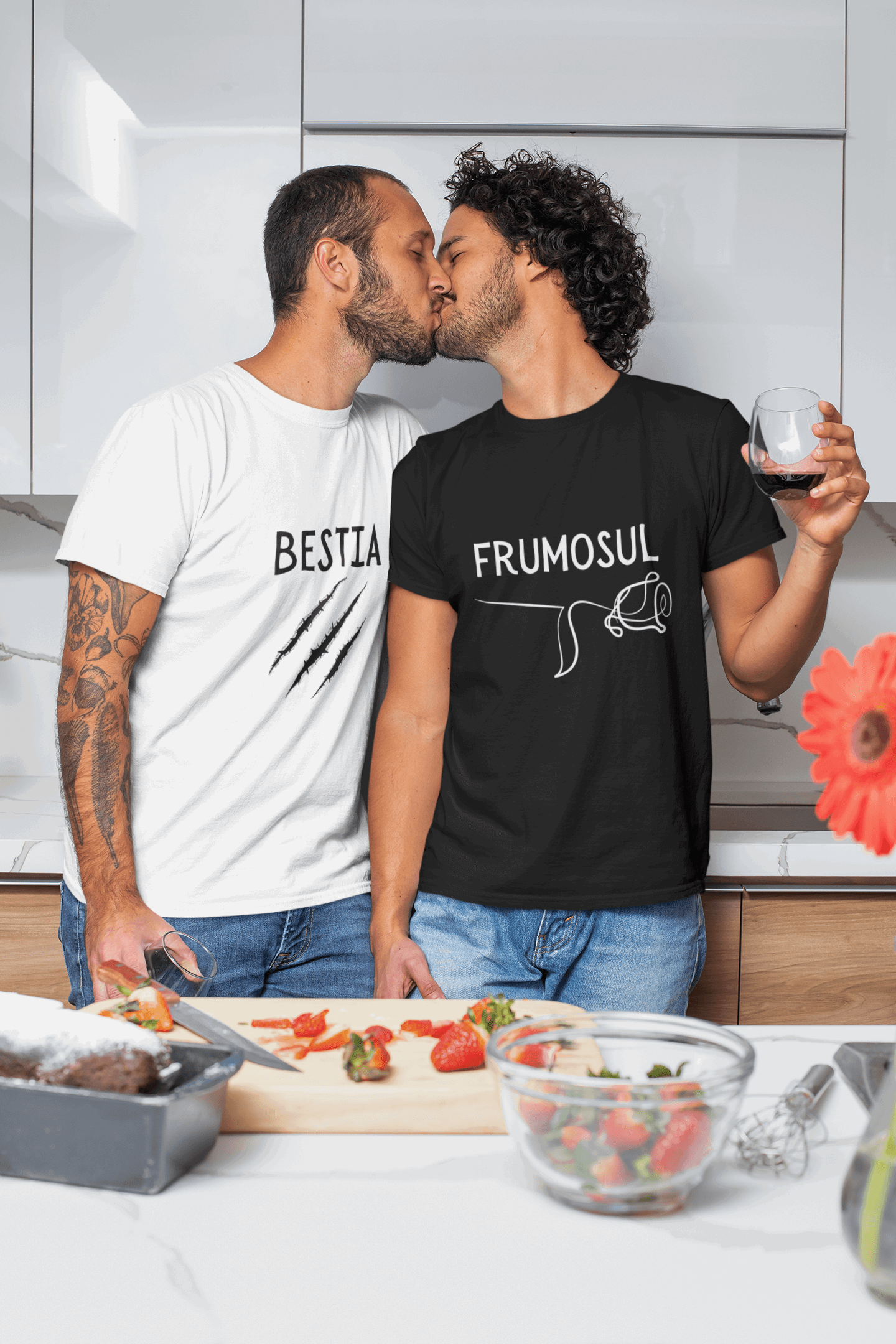 set tricouri LGBT Frumosul si Bestia