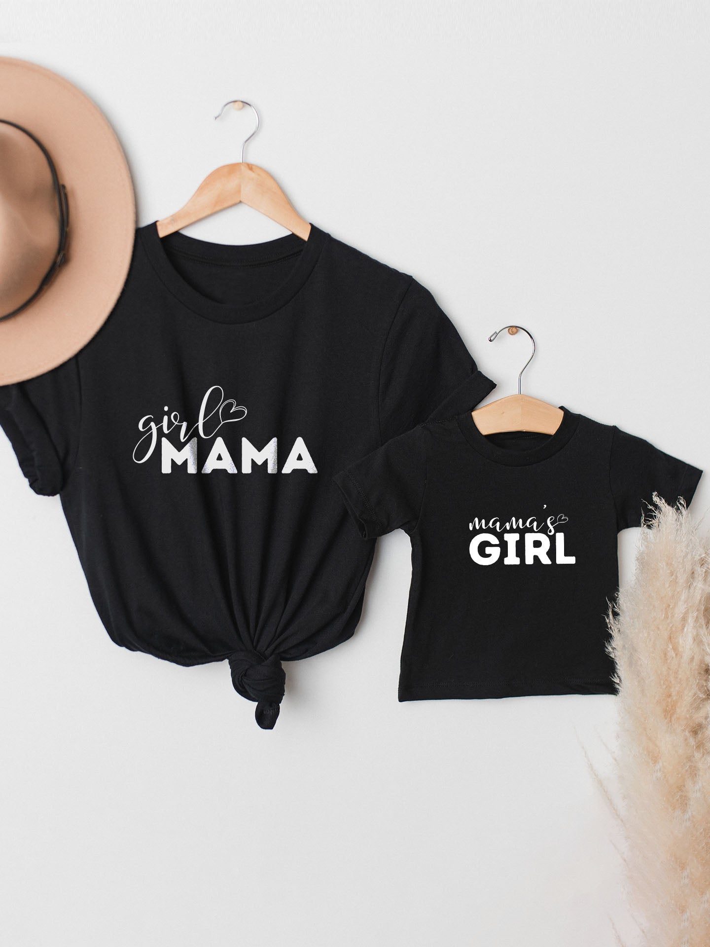     set_tricouri-mama-copil-fiica-fiu-fata-baiat-bumbac-organic-premium-vegan-hay-creations-colectia-mom-life-girl-mama-mamas-girl-negre